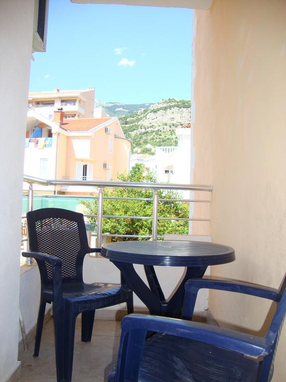 Guesthouse Sun Hostel Budva Buitenkant foto