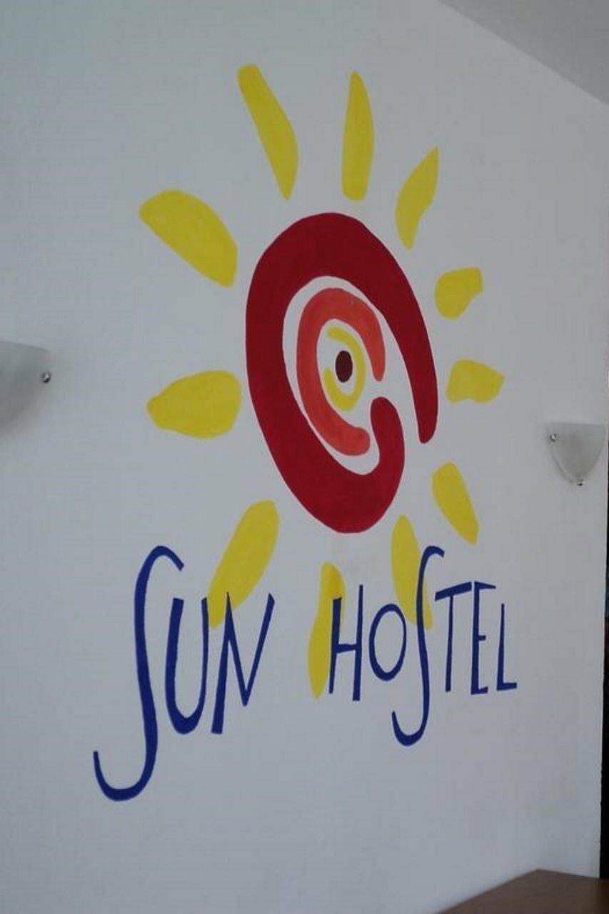 Guesthouse Sun Hostel Budva Buitenkant foto